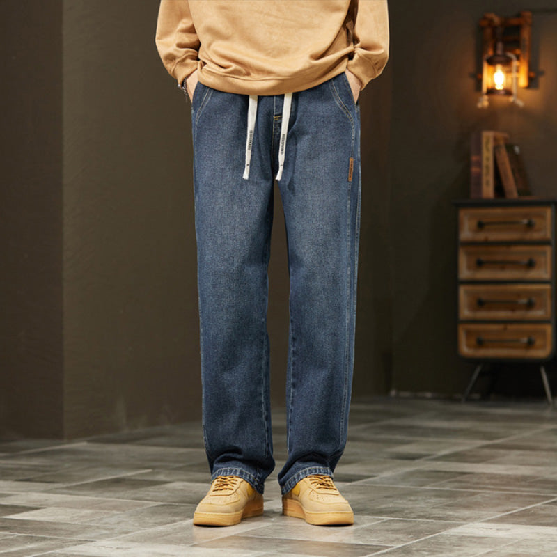 Lockere Straight-Jeans für Männer