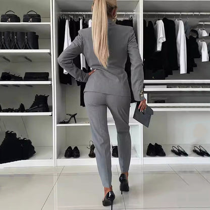 🔥HEISSER VERKAUF 50 % RABATT🔥Damen-Doppelreihiger Blazer & Maßgeschneiderte Hosen-Kombination