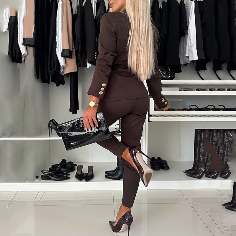 🔥HEISSER VERKAUF 50 % RABATT🔥Damen-Doppelreihiger Blazer &amp; Maßgeschneiderte Hosen-Kombination
