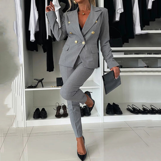 🔥HEISSER VERKAUF 50 % RABATT🔥Damen-Doppelreihiger Blazer &amp; Maßgeschneiderte Hosen-Kombination