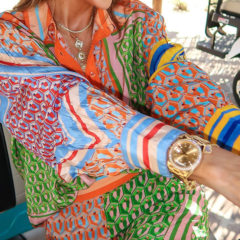 Brasiliens fröhlicher Geist, farbenfroher, einzigartiger Druck, Ballonärmel, Knopfleiste, lockeres Hemdset