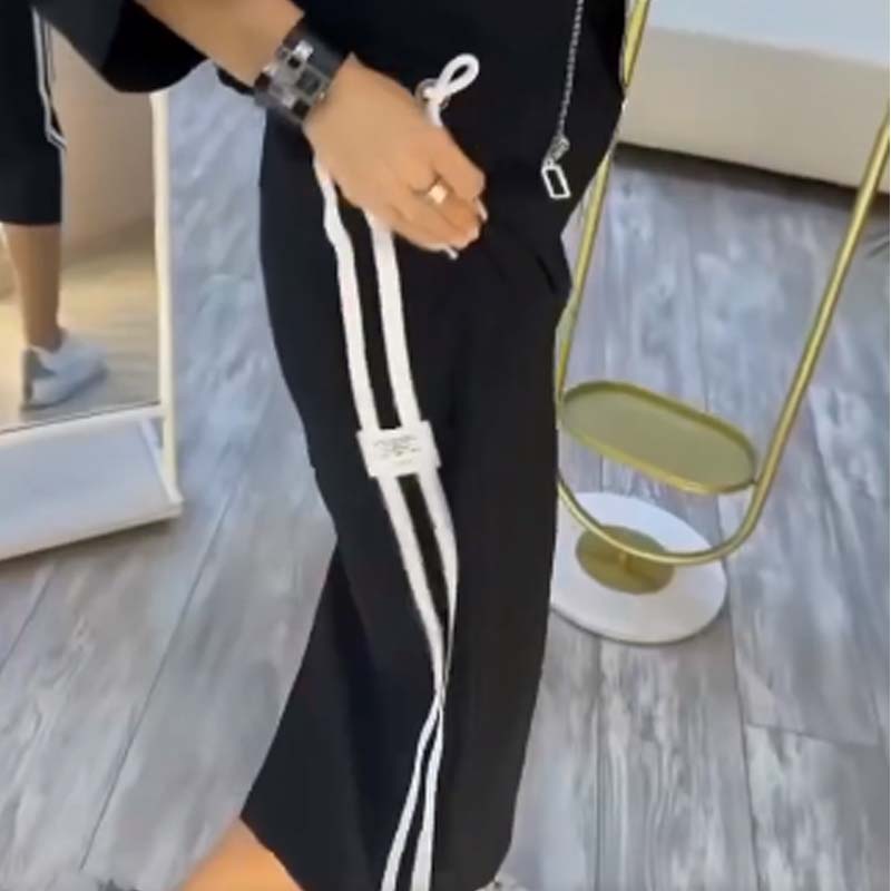 Damenjacke mit Stehkragen und Kleiderset