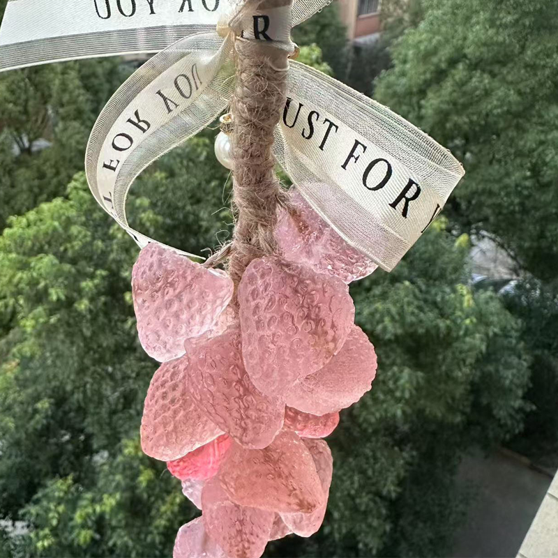 🎄 Handgemachte Trauben- & Erdbeer-Seife – Perfektes Weihnachtsgeschenk 🎁