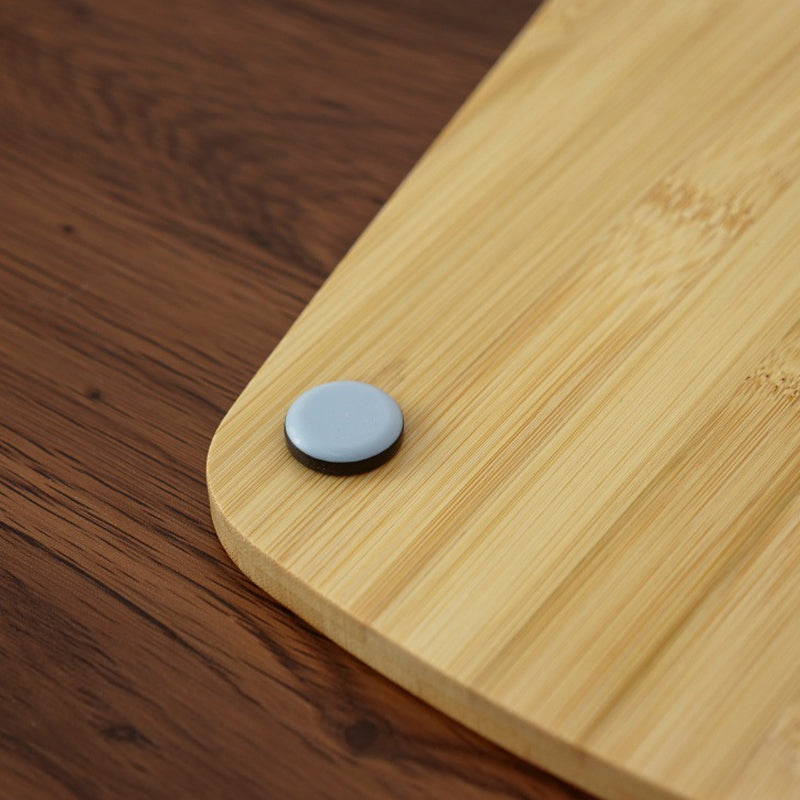 Mühelos bedienbare Schiebeablage aus Holz für Mixer