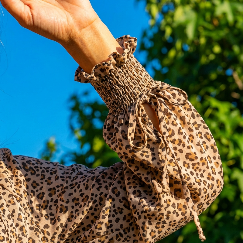Damen-Minikleid mit V-Ausschnitt, langen Ärmeln und Rüschen am Saum🔥Kauf 2 Artikel versandkostenfrei🔥
