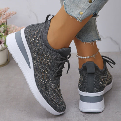 👟 50% RABATT! ✨ Atmungsaktive Sneaker aus Mesh mit Strassverzierung – Funkelndes Design, Leichte Belüftung & Rutschfeste Sohle 💎