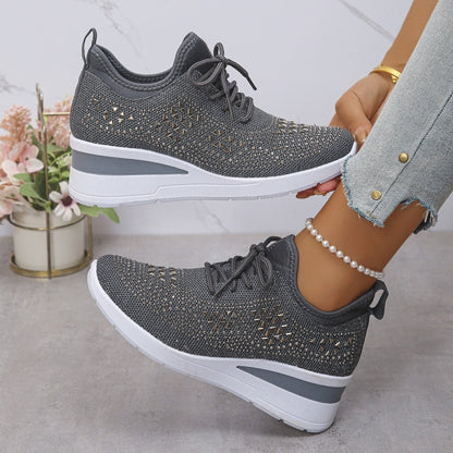 👟 50% RABATT! ✨ Atmungsaktive Sneaker aus Mesh mit Strassverzierung – Funkelndes Design, Leichte Belüftung & Rutschfeste Sohle 💎