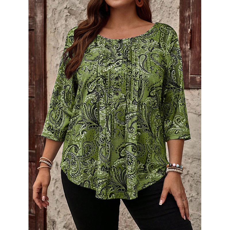 Plus-Size Paisley Blouse – Loose Fit &amp; Curved Hem Design