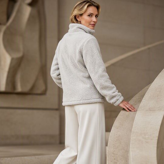 ☁️ Cozy Warmth, Relaxed Fit | Women&